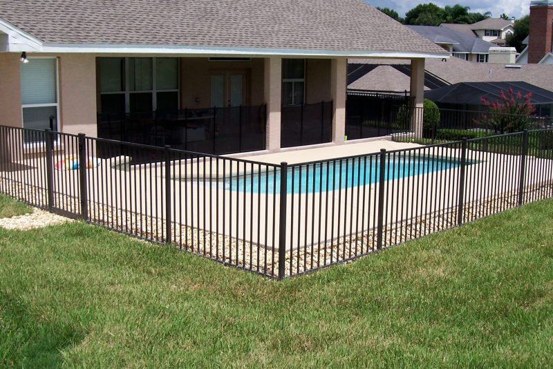 Aluminum Pool Fencing and Handrails 1
